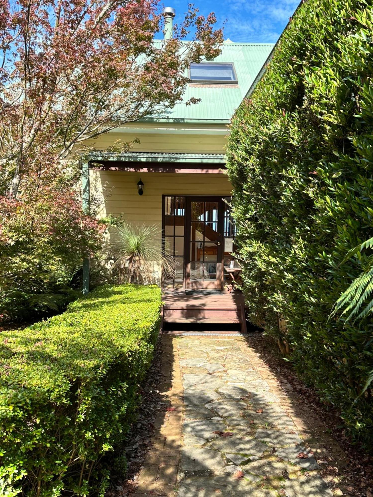 Valley Of The Waters B&B Wentworth Falls Exteriör bild